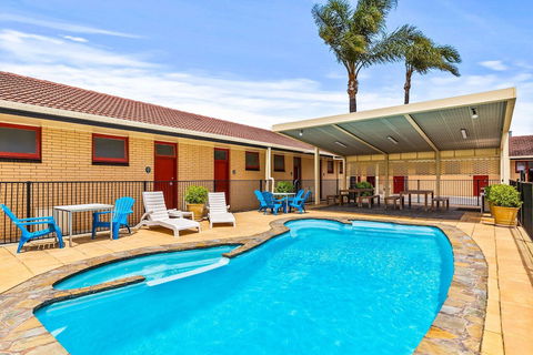 Comfort Inn Glenelg - Brisbane Tourism 2