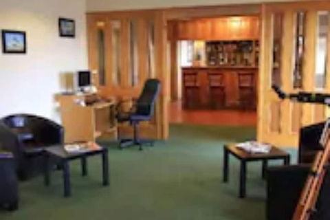 Aviators Lodge Motel - Tourism Brisbane 2