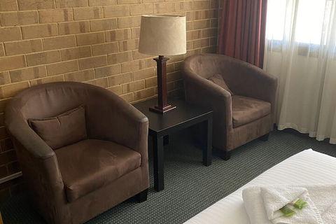 Aviators Lodge Motel - Tourism Brisbane 4