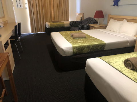 Countryman Motor Inn - Tourism Brisbane 6