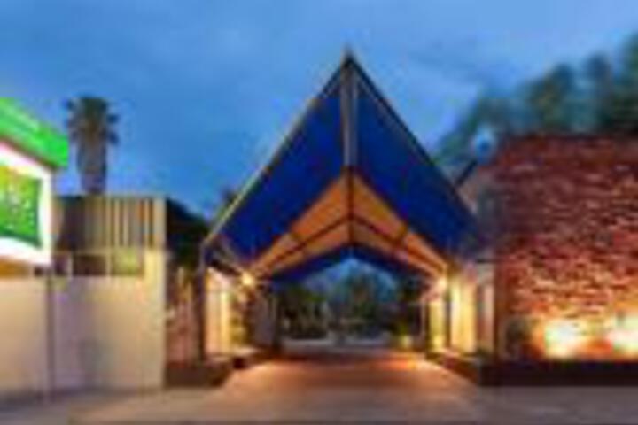 The Gap NT Brisbane 4u