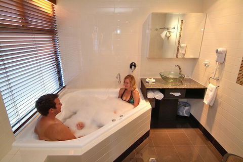 Bay Village Resort & Spa - Tourism Brisbane 5