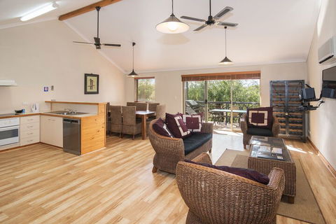 Bay Village Resort & Spa - Tourism Brisbane 7