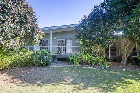 Fingal Bay Holiday Park - Tourism Brisbane 3
