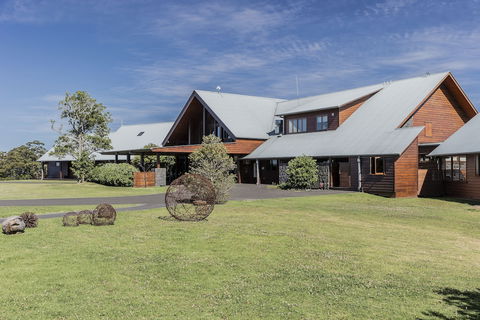 Spicers Peak Lodge - Brisbane Tourism 0