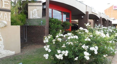 Bidgee Motor Inn - Brisbane Tourism 0