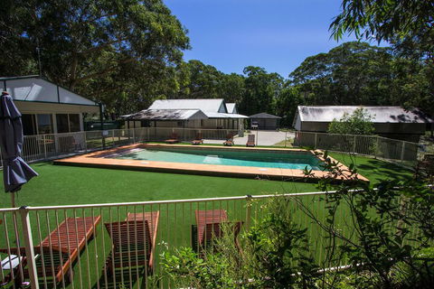 The Retreat Port Stephens - Tourism Brisbane 3