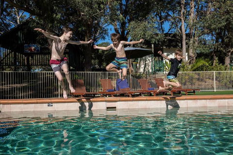 The Retreat Port Stephens - Tourism Brisbane 4