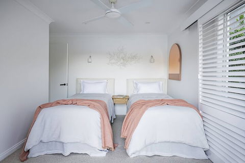 Calabash Bay Lodge - Brisbane Tourism 3
