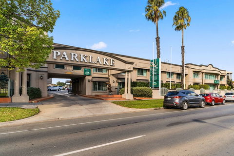 Quality Hotel Parklake Shepparton - Brisbane 4u 0