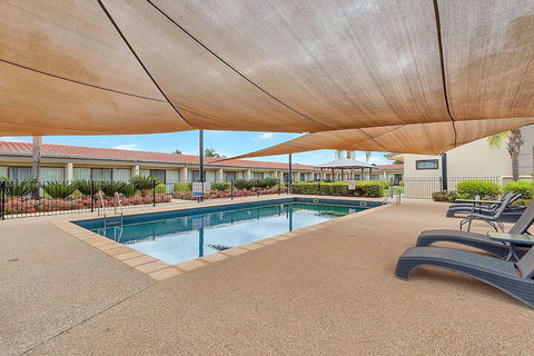 Comfort Inn Deakin Palms - Tourism Brisbane 3