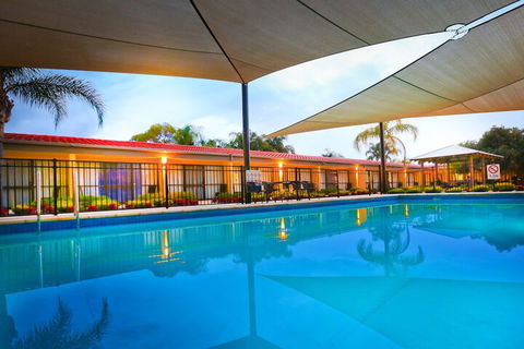 Comfort Inn Deakin Palms - Tourism Brisbane 6