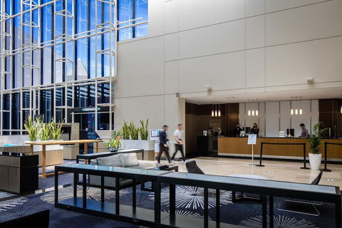 Crowne Plaza Canberra, An IHG Hotel - Brisbane 4u 2