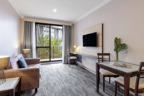 Oaks Sydney North Ryde Suites - Brisbane Tourism 5