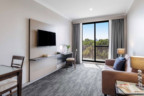 Oaks Sydney North Ryde Suites - Brisbane Tourism 6