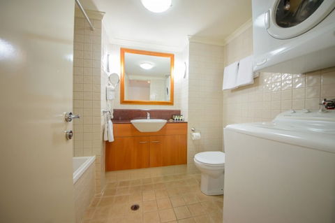 Central Cosmo Apartments - Brisbane Tourism 5