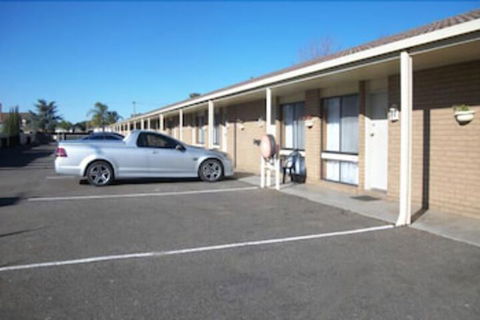 Country Home Motor Inn - Brisbane Tourism 0