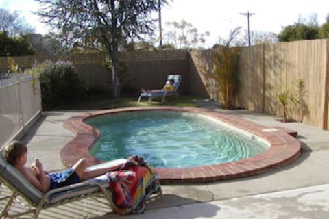 Country Home Motor Inn - Brisbane Tourism 1
