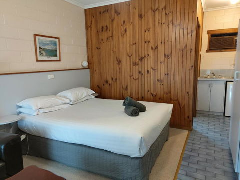 Yarragon Motel - Brisbane Tourism 4