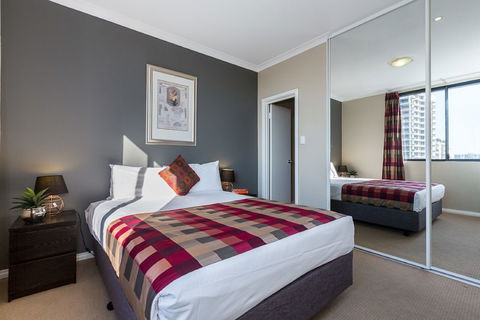 Mont Clare Boutique Apartments - Brisbane Tourism 6