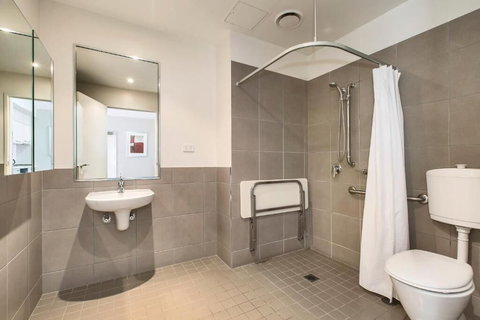 Gladstone Downtown Central Apartment Hotel - Brisbane Tourism 6