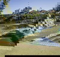 Paradise Island Resort - Brisbane 4u