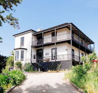 The Dragonfly Inn - Brisbane Tourism