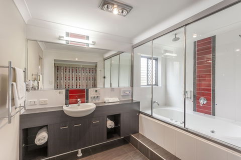 Platinum International - Brisbane Tourism 3
