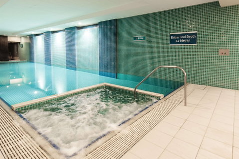Oaks Glenelg Plaza Pier Suites - Brisbane Tourism 2