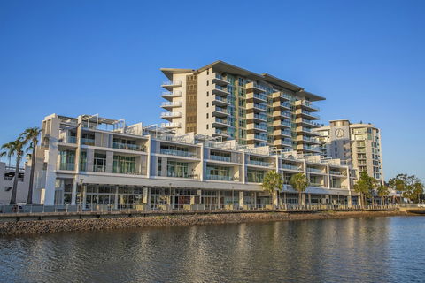 M1 Resort Maroochydore - Tourism Brisbane 0