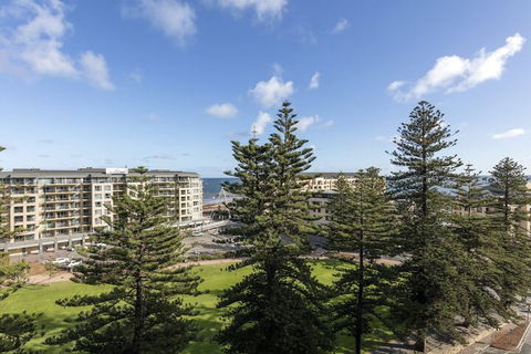 Oaks Glenelg Liberty Suites - Tourism Brisbane 6