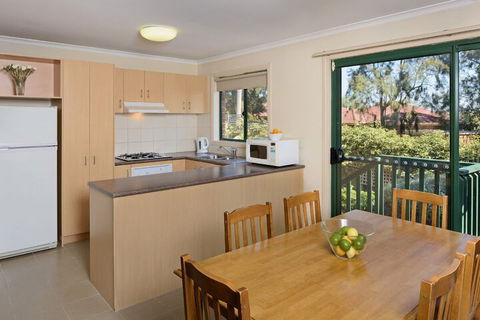 Mount Waverley Townhouses - Brisbane Tourism 3