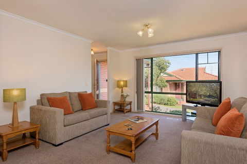 Mount Waverley Townhouses - Brisbane Tourism 5