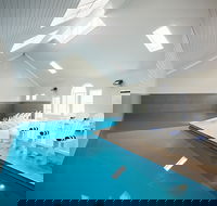 Deep Blue Hotel  Hot Springs - Tourism Brisbane