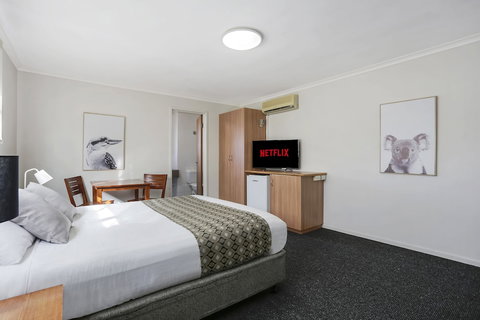 Tudor Motor Inn Warrnambool - Brisbane Tourism 4