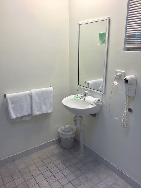 Value Inn - Tourism Brisbane 4