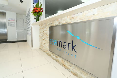 Seamark On First - Brisbane 4u 4