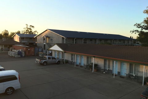 Dragon Phoenix Motel & Restaurant - Brisbane Tourism 3