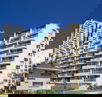 Broadbeach Travel Inn Apartments - Tourism Brisbane