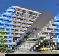 Acacia Court Hotel - Brisbane Tourism