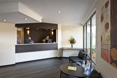 Ibis Styles Canberra Tall Trees - Tourism Brisbane 1