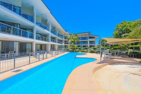 Boathouse Resort Tea Gardens - Tourism Brisbane 3