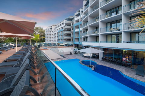 The Landmark Resort Nelson Bay - Tourism Brisbane 1