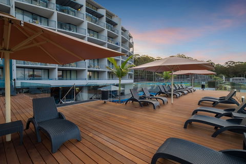 The Landmark Resort Nelson Bay - Tourism Brisbane 0
