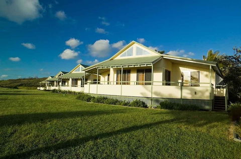 Fraser Island Beach Houses - Tourism Brisbane 1