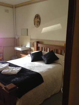 Walcha Royal Accommodation - Brisbane 4u 4