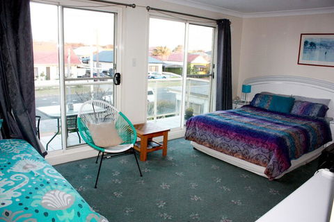 Lake Illawarra B&B - Brisbane Tourism 6