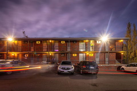 Mornington Inn - Brisbane Tourism 1