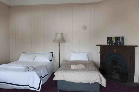 Ulmarra Hotel - Brisbane Tourism 6