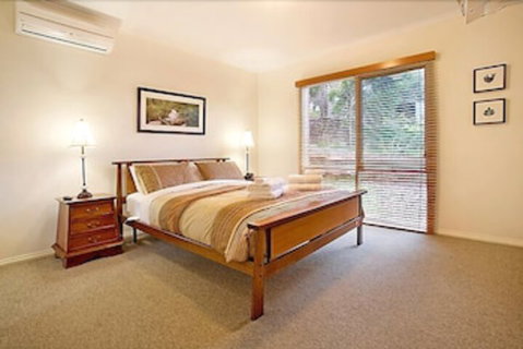 Annie's Escape In Warburton - Brisbane Tourism 1